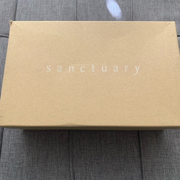 Sanctuary beautiful coral wedge heels 2” hight gently use size 8M - Picture 2 of 9